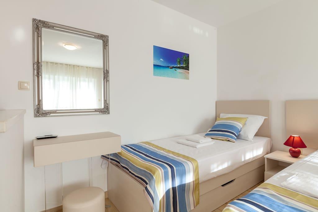 Apartmani Sanja Šuta Podstrana Bagian luar foto