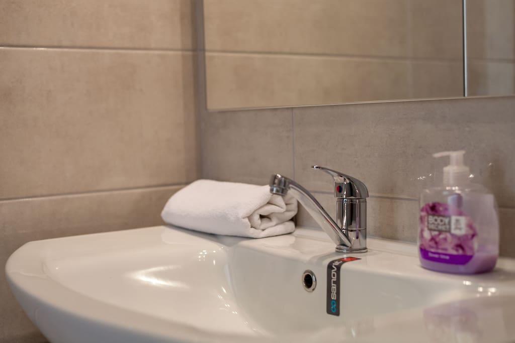 Apartmani Sanja Šuta Podstrana Bagian luar foto