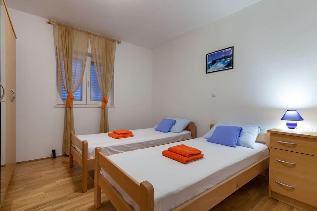Apartmani Sanja Šuta Podstrana Bagian luar foto