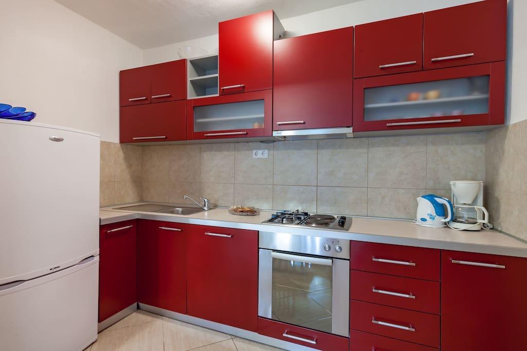 Apartmani Sanja Šuta Podstrana Bagian luar foto
